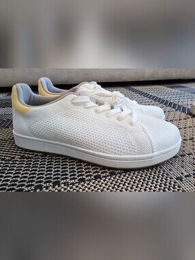 SUAVS Zilker Knit Sneakers Cream Colorblock Packable NWOT Unisex Wm 9 Men7 EU 40